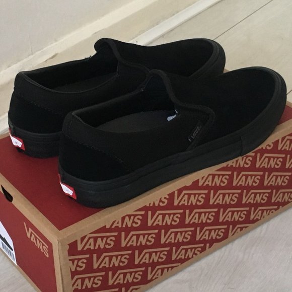 Vans Pro Slip On shoes - Blackout color -brand new - Picture 3 of 3